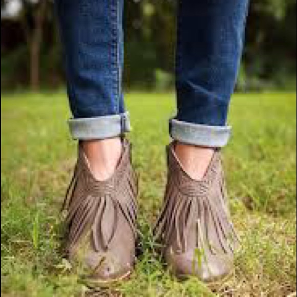 New fringe leather ankle booties 🎡 - Picture 1 of 12